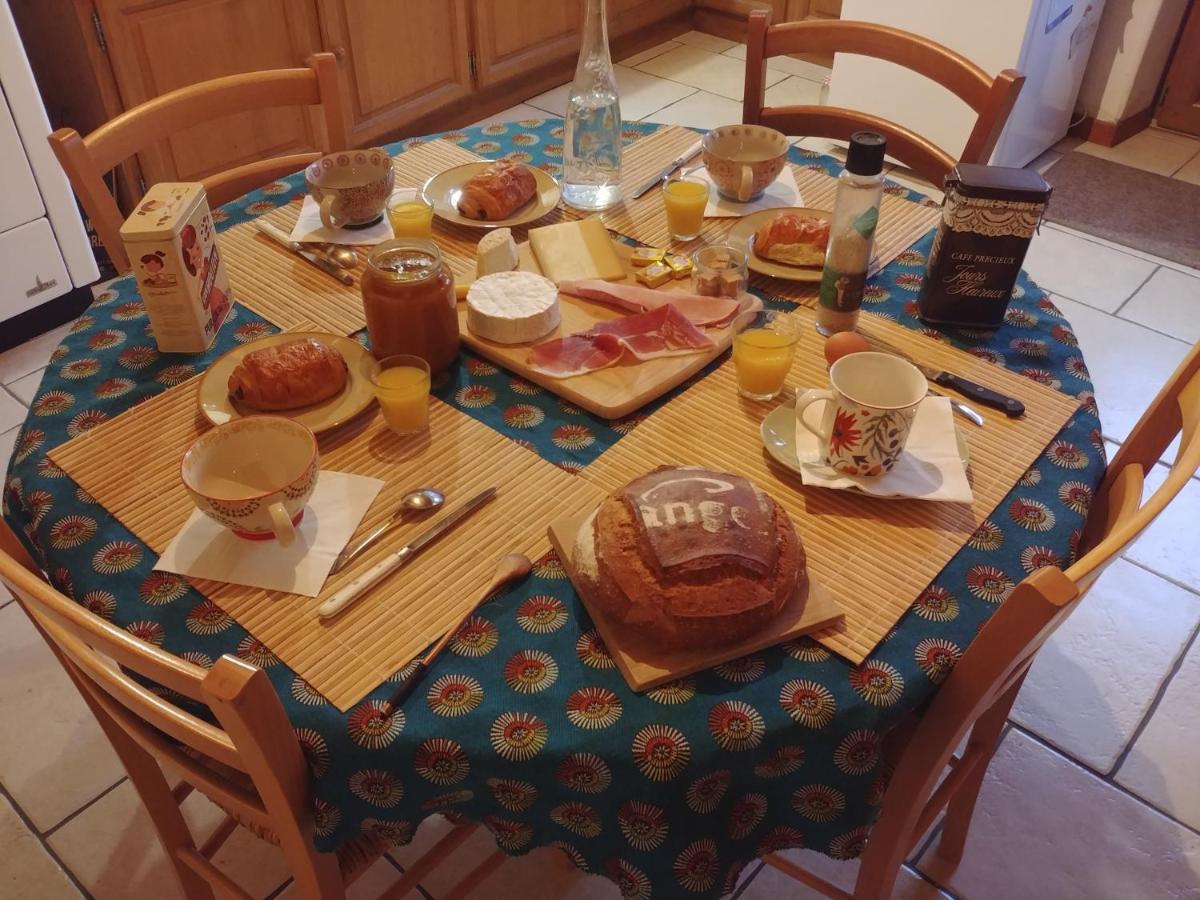 2 chambres privées au calme à la Maison des Bambous Dijon Exterior foto