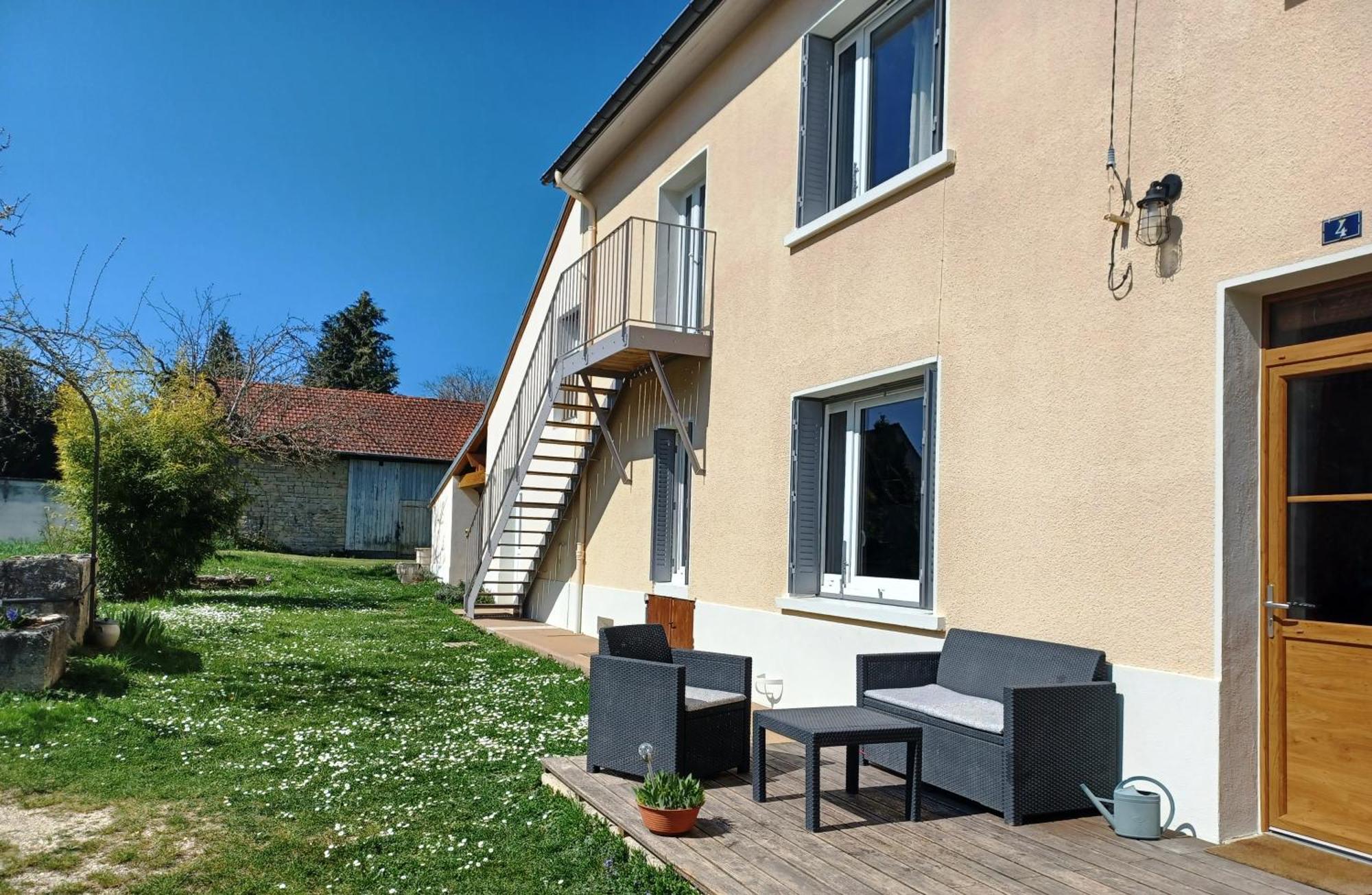 2 chambres privées au calme à la Maison des Bambous Dijon Exterior foto
